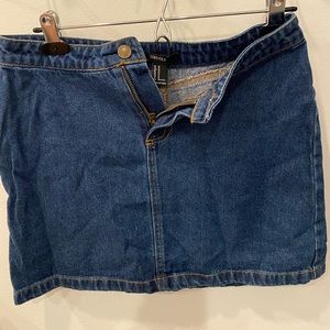 Classic denim skirt essential for any High school or college girl